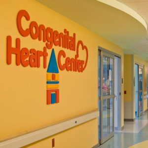 伟德betvicror下载OSF保健儿童医院伊利诺斯州先天性心脏中心