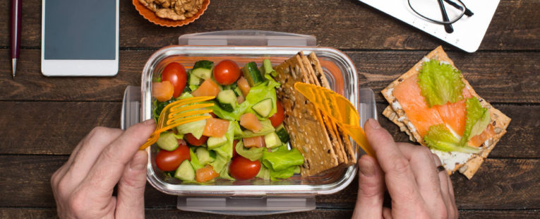 健康减肥的例子，工作时的营养午餐