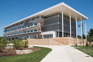 圣Anthony College of Nursing Health Sciences Center